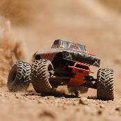 UK-Monster 1/10 QUAKE 223S DSC 2WD RTR Brushless Monster Truck, Red ARRMA