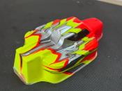 UK-Body "MYSTRAL" Red Fluo/Gun Métal/Yellow Universel WS-LINE